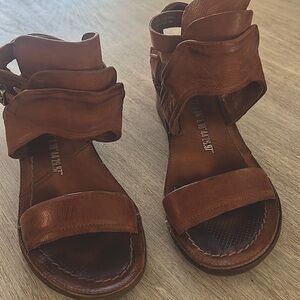 AS 98 sandals; excellent condition